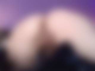 Charlotte's Live Sex Cam Show