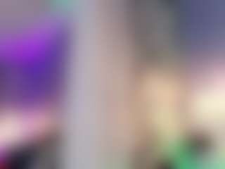 Live cam show with Charlotte - Deepthroat on TeamSkeetLive