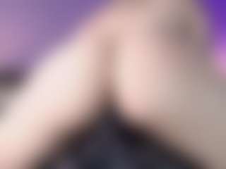 Live cam show with Charlotte - Asian Granny on Camsoda