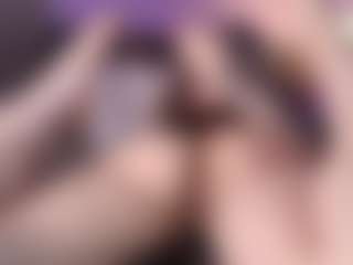 Live cam show with Charlotte - Cumslut on Camsoda
