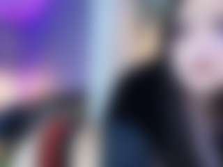 Live cam show with Charlotte - Costume on livesuperchat.net