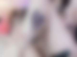 Live cam show with Charlotte - Oil on nudelive.tv