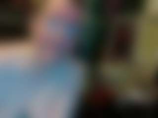 Live cam show with candismiths - Housewife on CamClone