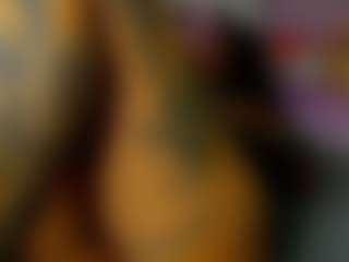 Live cam show with juliia-rose - Petite Young Adult on CamwithHer