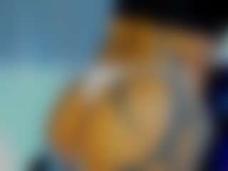 Live cam show with juliia-rose - Thin on 1on1-livenow