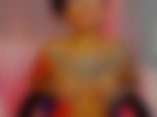 Live cam show with juliia-rose - Public Curvy on fuklive.com