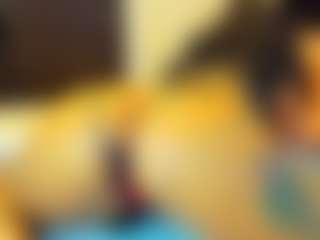 Live cam show with juliia-rose - Thin on TeamSkeetLive