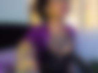 juliia-rose's Live Sex Cam Show