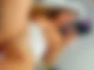 eveeevian's Live Sex Cam Show