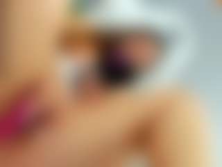 eveeevian's Live Sex Cam Show