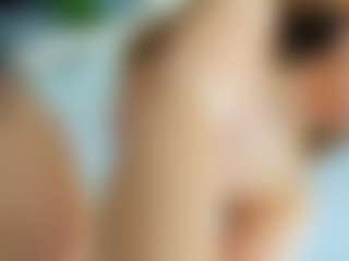 eveeevian's Live Sex Cam Show