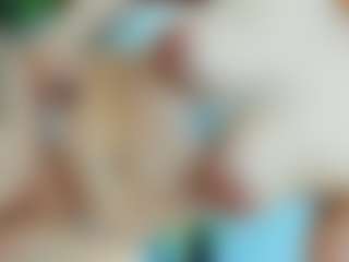 eveeevian's Live Sex Cam Show