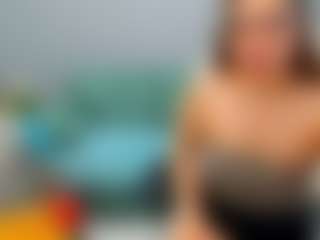 eveeevian's Live Sex Cam Show