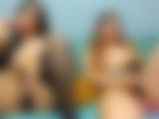 eveeevian's Live Sex Cam Show