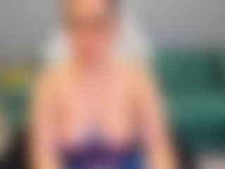 eveeevian's Live Sex Cam Show