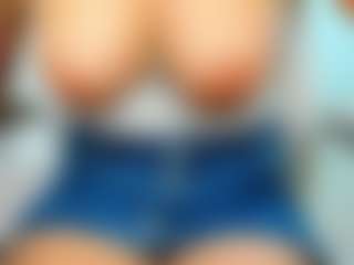 Live cam show with eveeevian - Squirt on Cam Slut