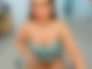 eveeevian's Live Sex Cam Show