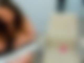 eveeevian's Live Sex Cam Show
