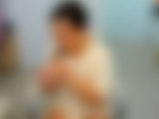 Live cam show with eveeevian - Bikini on SquirtSoMuch