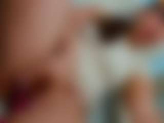 eveeevian's Live Sex Cam Show