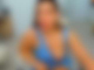 Live cam show with eveeevian - Living Room on CamClone