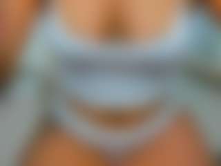 eveeevian's Live Sex Cam Show