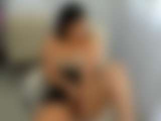eveeevian's Live Sex Cam Show