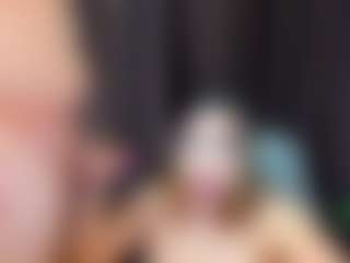 eveeevian's Live Sex Cam Show