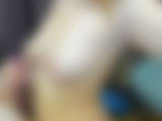 eveeevian's Live Sex Cam Show