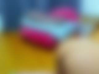 Live cam show with eveeevian - Blonde Hair on TeamSkeetLive