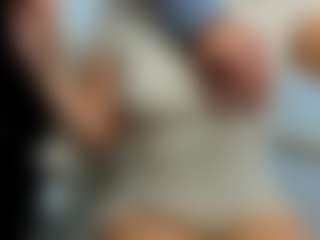 Live cam show with eveeevian - Blonde Hair on Mixed Magazine Live