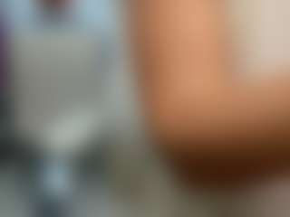 Live cam show with eveeevian - Lush Blonde Hair on Mixed Magazine Live