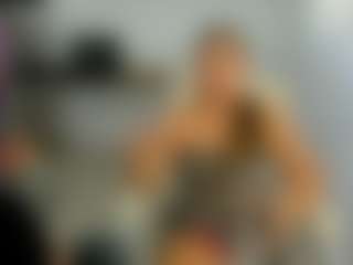 eveeevian's Live Sex Cam Show