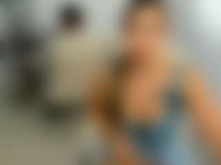 Live cam show with eveeevian - Strip on madthumbs