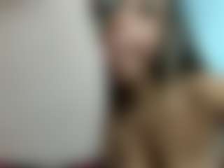 Live cam show with eveeevian - Toys on AdultVida.com