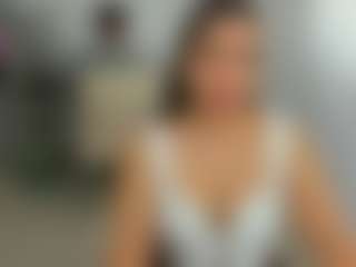 eveeevian's Live Sex Cam Show