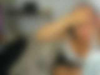 Live cam show with eveeevian - Squirt on sexylivex.com