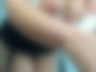 eveeevian's Live Sex Cam Show