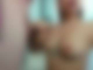 eveeevian's Live Sex Cam Show
