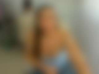 Live cam show with eveeevian - Cum Swallowing on crypto-cams