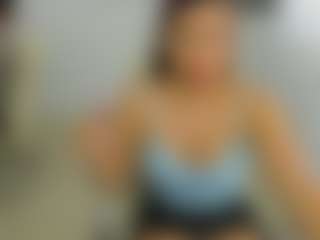 Live cam show with eveeevian - Spank on SquirtSoMuch
