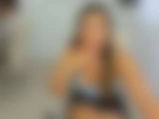 eveeevian's Live Sex Cam Show
