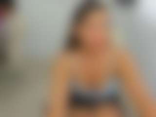eveeevian's Live Sex Cam Show