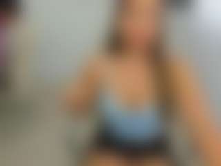 eveeevian's Live Sex Cam Show