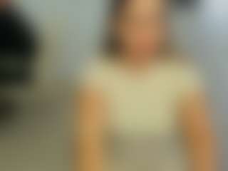 Live cam show with eveeevian - Brown Eyes on madthumbs