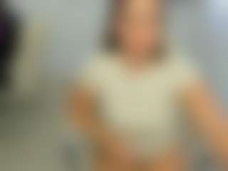 eveeevian's Live Sex Cam Show