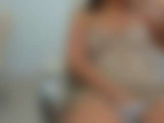 Live cam show with eveeevian - Tease on Camsoda