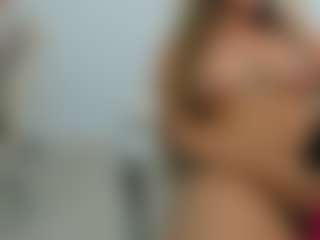 Live cam show with eveeevian - Blonde Hair Amateur on xheatlive.com