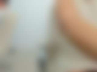 eveeevian's Live Sex Cam Show