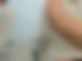 eveeevian's Live Sex Cam Show